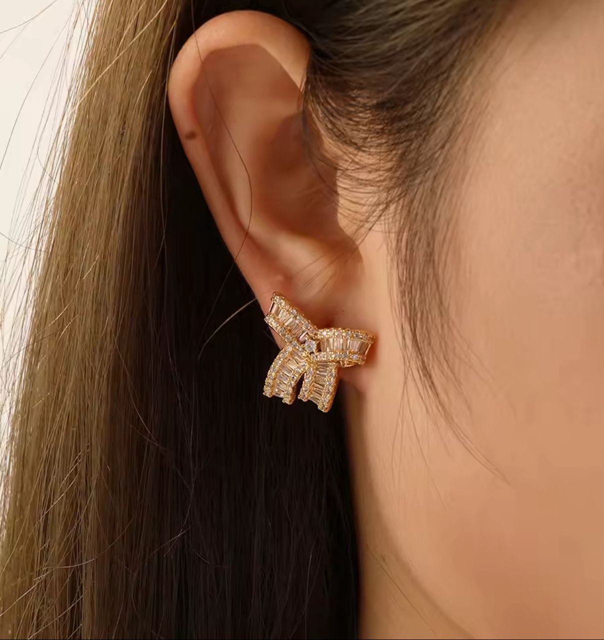 Bow Zircon Studs Earings