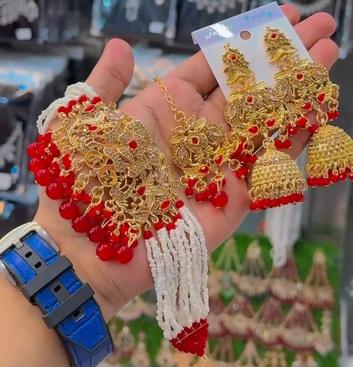Chokar Set