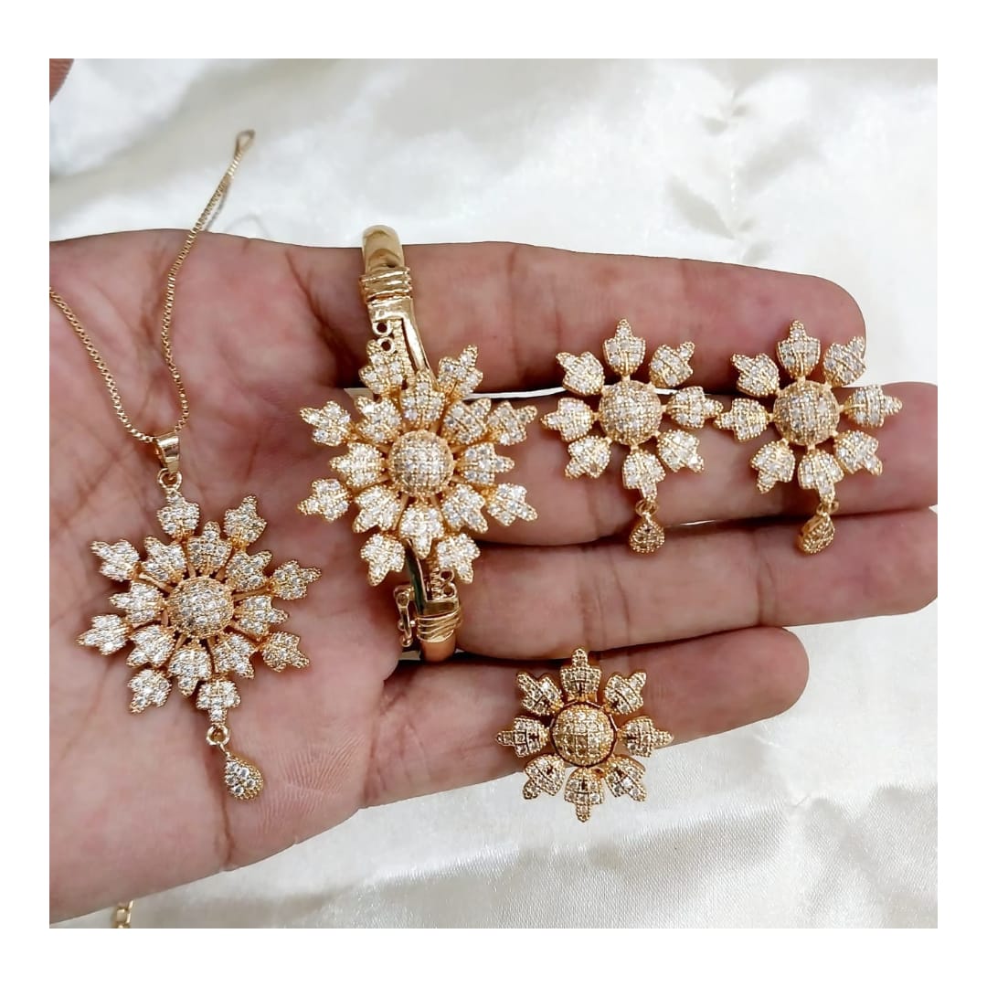 Fansy Combo Floral Jewellery Set