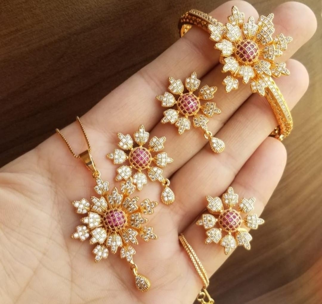 Fansy Combo Floral Jewellery Set