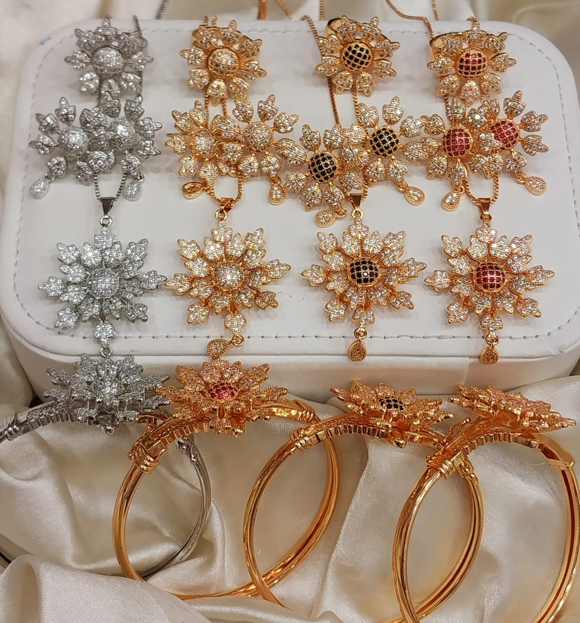 Fansy Combo Floral Jewellery Set